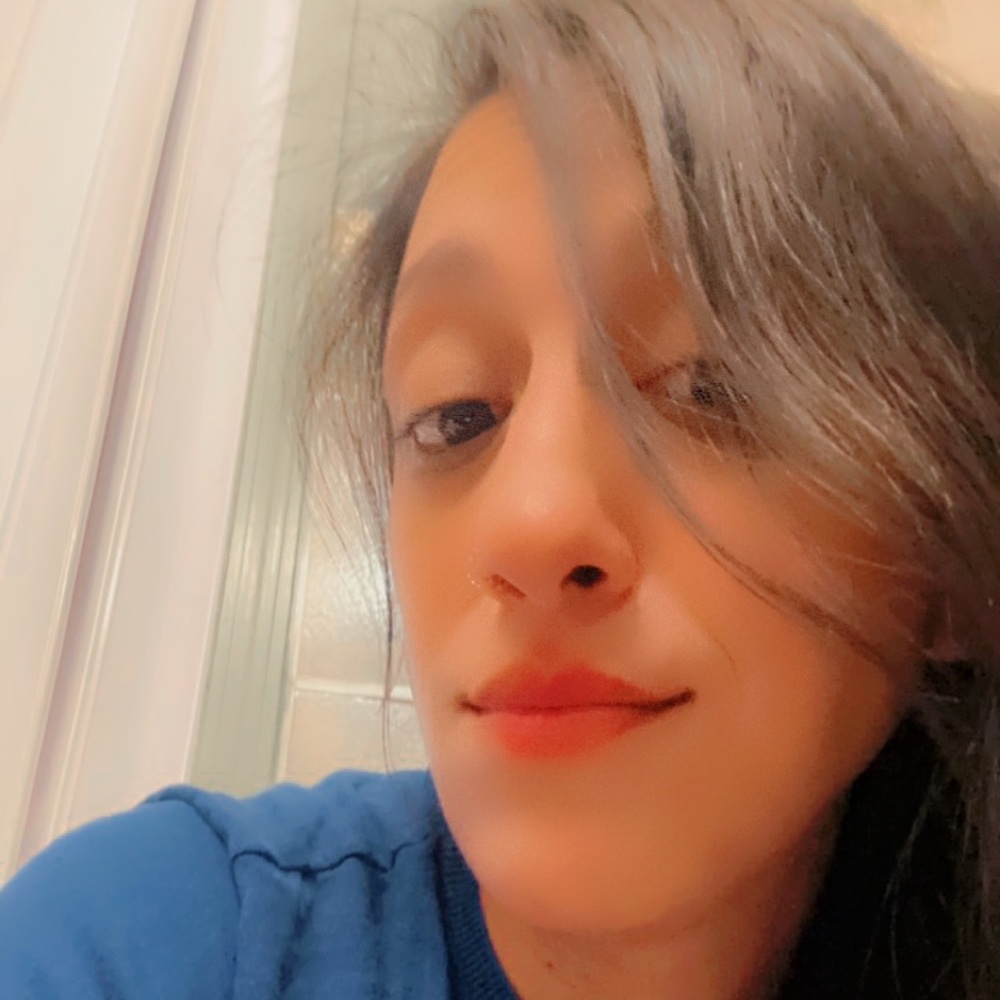 Meet your Posher, Sonia